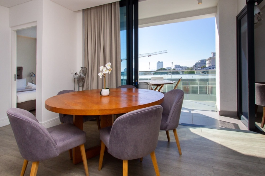 2 Bedroom Property for Sale in Sea Point Western Cape